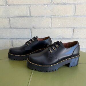 Dr. Martens Leona Lo black heeled oxford shoe size US W 11 / UK 9